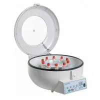 Центрифуга лабораторная Элекон CM-70M с двумя видами роторов Центрифуга лабораторная Элекон CM-70M с двумя видами роторов