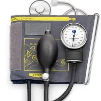 Тонометр механический на плечо Little Doctor LD 71 с манжетой 25-36 см и стетоскопом в комплекте Тонометр механический на плечо Little Doctor LD 71 с манжетой 25-36 см и стетоскопом в комплекте