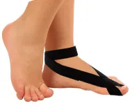 Вальгусная шина для большого пальца стопы Тривес Т-03 отводящая, тканевая Вальгусная шина для большого пальца стопы Тривес Т-03 отводящая, тканевая