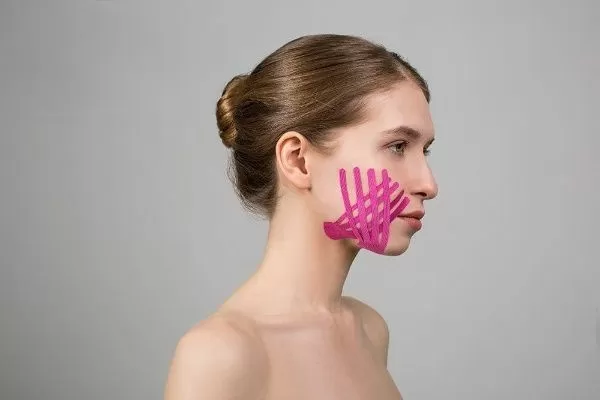 Кинезио тейп для лица хлопок BBalance BBTape 5см*5м (Face Tape) розовый