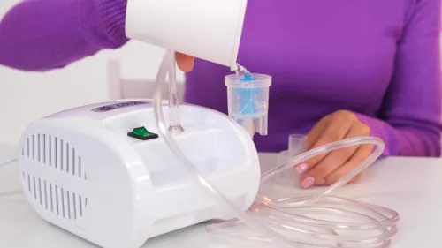 Ингалятор компрессорный с тремя распылителями Little Doctor LD 221С