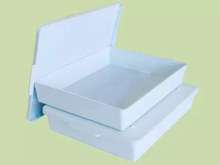 Лоток ЛПпу-0,5А-Елат полимерный прямоугольный с крышкой автоклавируемый (200х154х40 мм) Лоток ЛПпу-0,5А-Елат полимерный прямоугольный с крышкой автоклавируемый (200х154х40 мм)