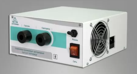 Осветитель галогеновый-светодиодный для жестких эндоскопов ОсГС-01 Оптимед Осветитель галогеновый-светодиодный для жестких эндоскопов ОсГС-01 Оптимед