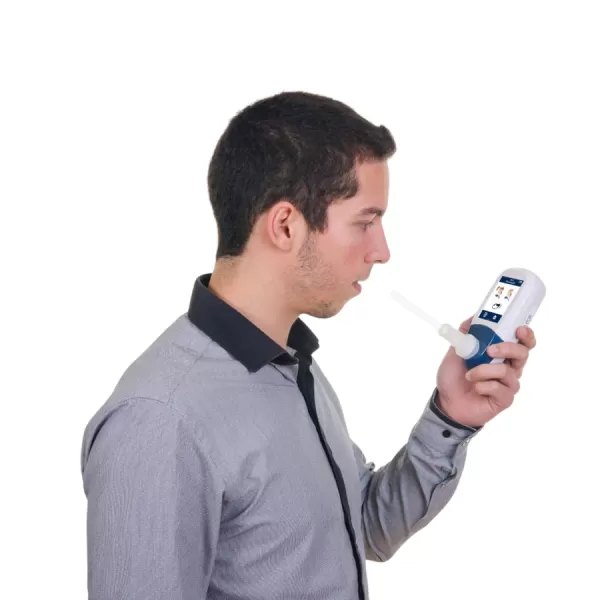 Анализатор окиси углерода в выдыхаемом воздухе портативный смокелайзер Smokerlyzer Micro+ Анализатор окиси углерода в выдыхаемом воздухе портативный смокелайзер Smokerlyzer Micro+