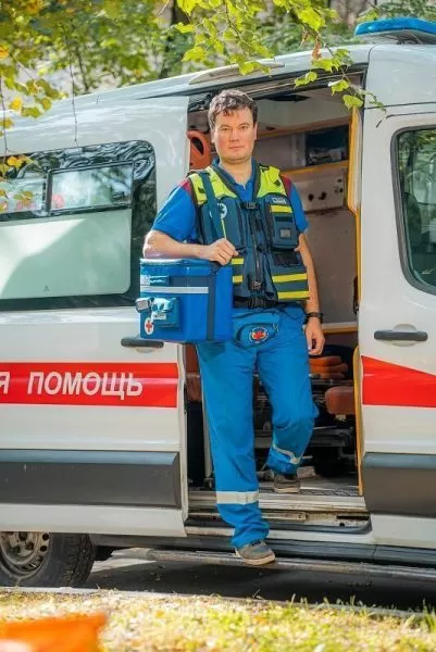 Термоконтейнер медицинский с автоматическим подогревом и поддержанием температуры инфузионных растворов МЕДПЛАНТ ТК, артикул 1064 Термоконтейнер медицинский с автоматическим подогревом и поддержанием температуры инфузионных растворов МЕДПЛАНТ ТК, артикул 1064