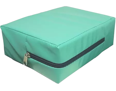 Подушка для взятия крови Виталфарм 4474 из клеенки с ПВХ покрытием 20х15х7см  Подушка для взятия крови Виталфарм 4474 из клеенки с ПВХ покрытием 20х15х7см