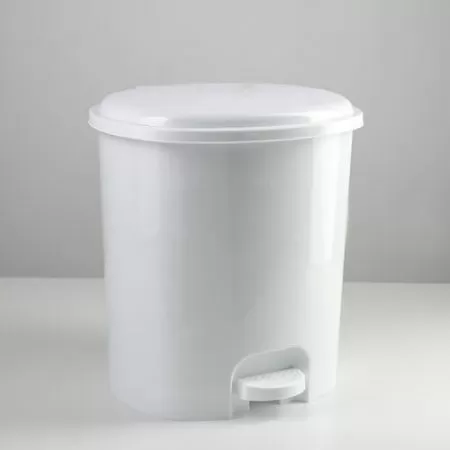 Ведро для мусора с педалью 12 л, пластик Ведро для мусора с педалью 12 л, пластик