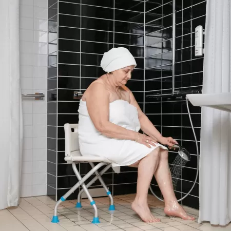 Стул для ванны Ortonica Lux-600 складной