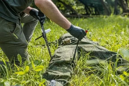 Жгут-турникет крoвooстaнaвливaющий МЕДПЛАНТ ЖК-02 с двухщелевой пряжкой и с лентой для фиксации времени, вид сложения 2, артикул 1748