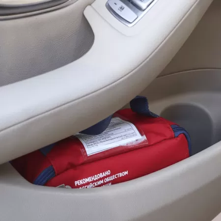 Аптечка для оказания первой помощи с применением медицинских изделий пострадавшим в дорожно-транспортных происшествиях автомобильная по приказу 260н МЕДПЛАНТ в сумке-чехле Волонтер-6, артикул 1662 Аптечка для оказания первой помощи с применением медицинских изделий пострадавшим в дорожно-транспортных происшествиях автомобильная по приказу 260н МЕДПЛАНТ в сумке-чехле Волонтер-6, артикул 1662