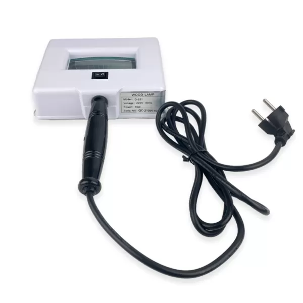 Лампа Вуда B-221 с лупой Лампа Вуда B-221 с лупой