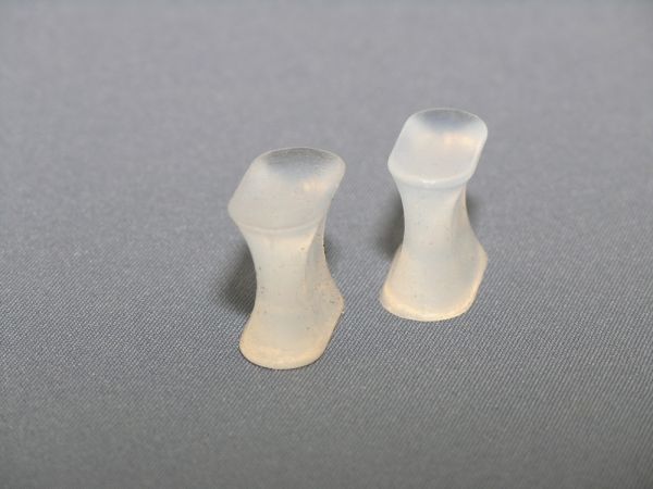 Разделитель межпальцевый Comforma С 2704 силиконовый, 2 шт Разделитель межпальцевый Comforma С 2704 силиконовый, 2 шт