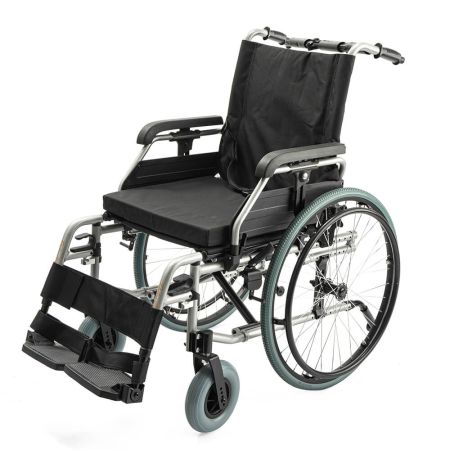 Кресло-коляска Barry Euro с регулировкой ширины сиденья 43-48 см, колеса пневматические