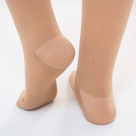 Чулки компрессионные Evolution ТК.931 унисекс 2 класс компрессии с закрытым носком и гладкой резинкой цвет бежевый  