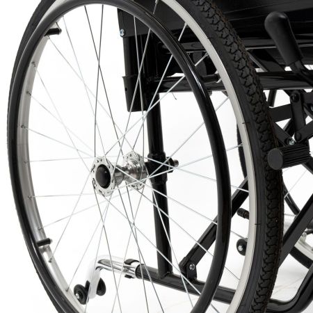 Кресло-коляска Barry A3, колеса пневматические