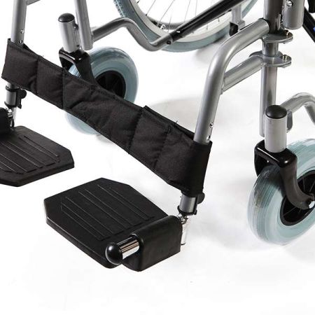 Кресло-коляска Barry R1, колеса пневматические