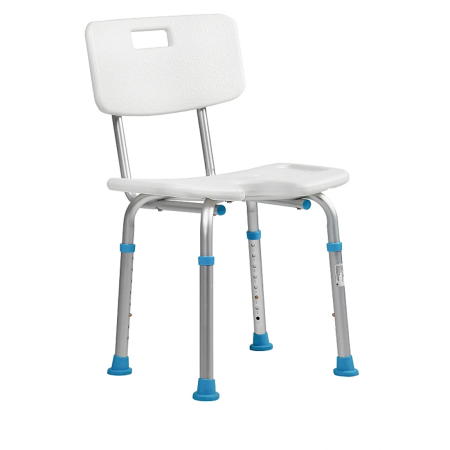 Стул для ванны c гигиеническим вырезом Ortonica Lux-605 с небольшим отверстием в сиденье %
