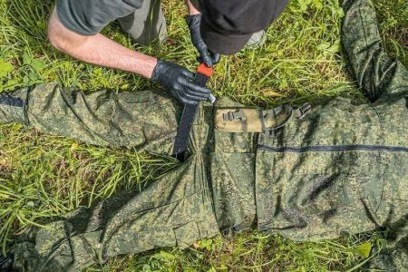 Жгут-турникет крoвooстaнaвливaющий МЕДПЛАНТ ЖК-02 с двухщелевой пряжкой и с лентой для фиксации времени, вид сложения 2, артикул 1748